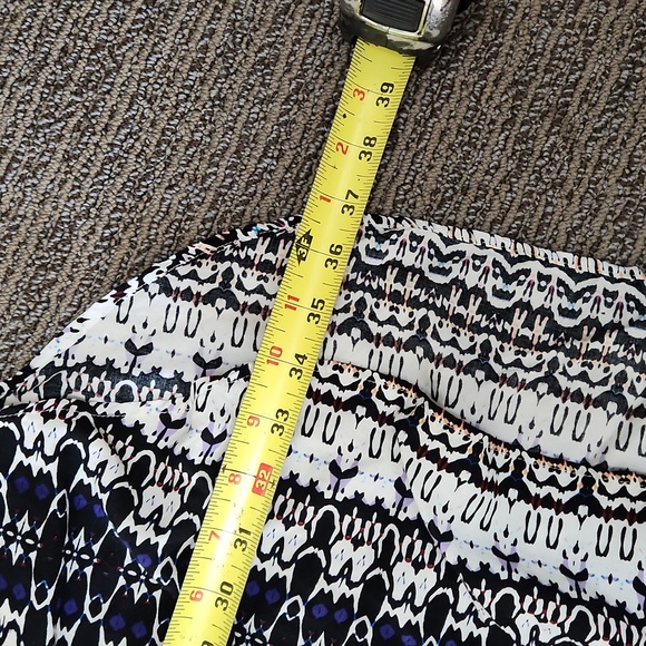 Velvet by Graham and Spencer Bengal Challis Seda Dress Size Small - Picture 15 of 16